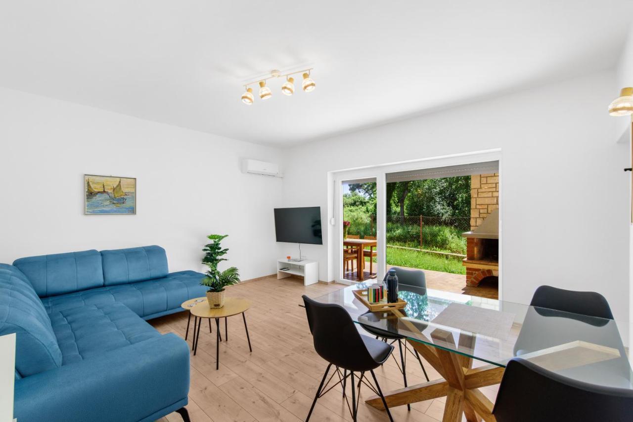Apartments Villa Verde Novigrad  Exterior photo